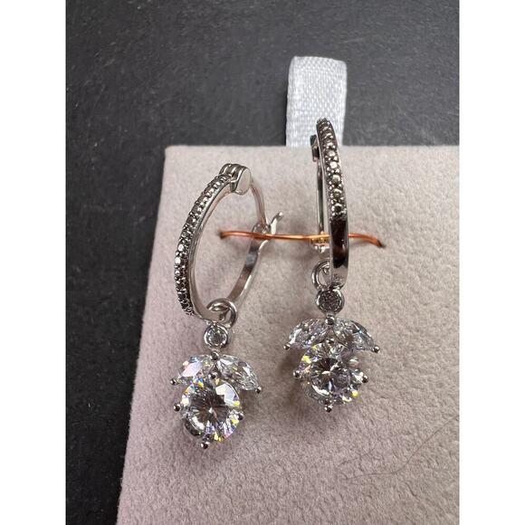 Cz hoop dangle earrings in sterling silver - Picture 4 of 16